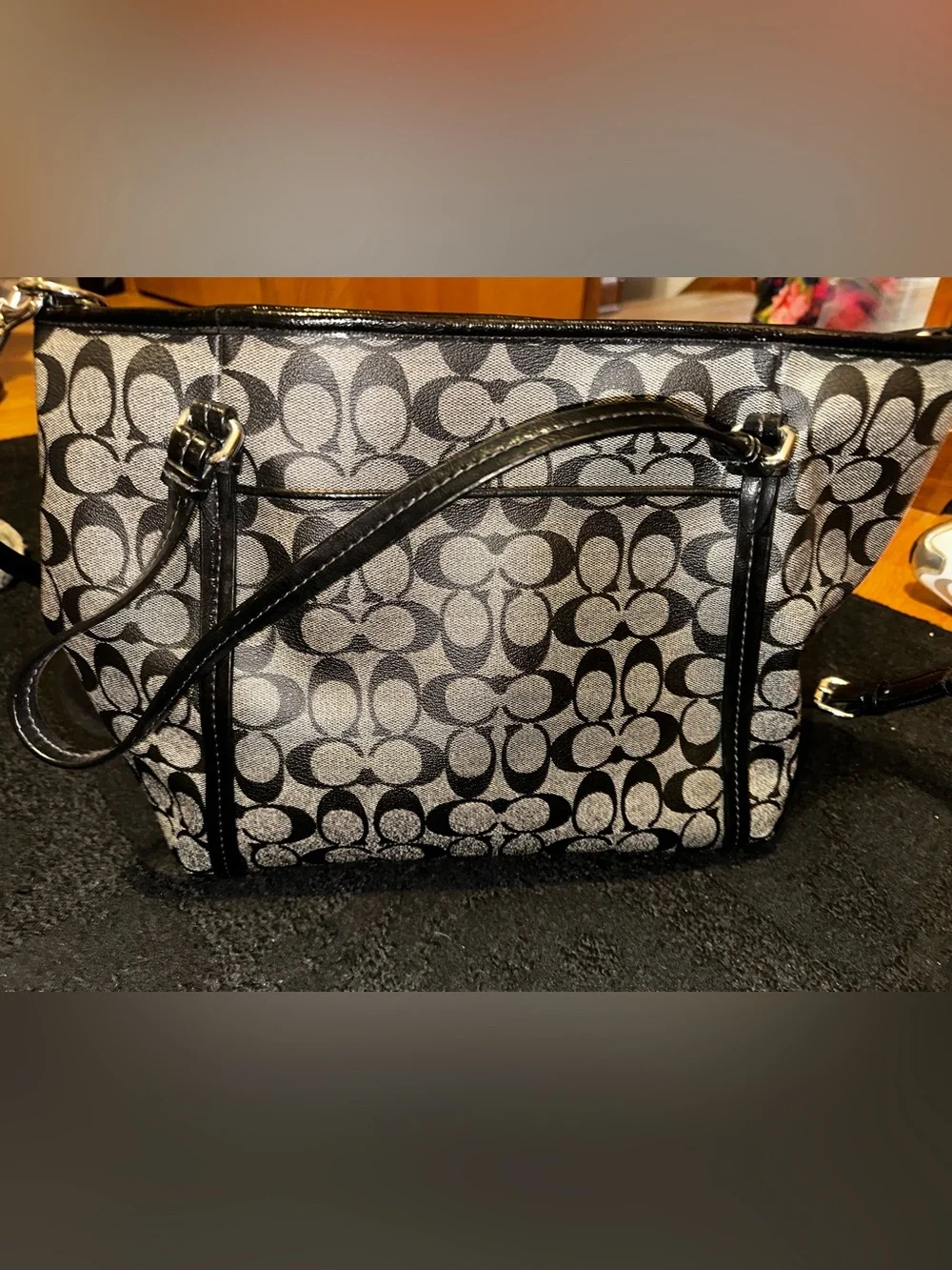 Coach Peyton Signature Pocket Tote - Picture 2 of 6